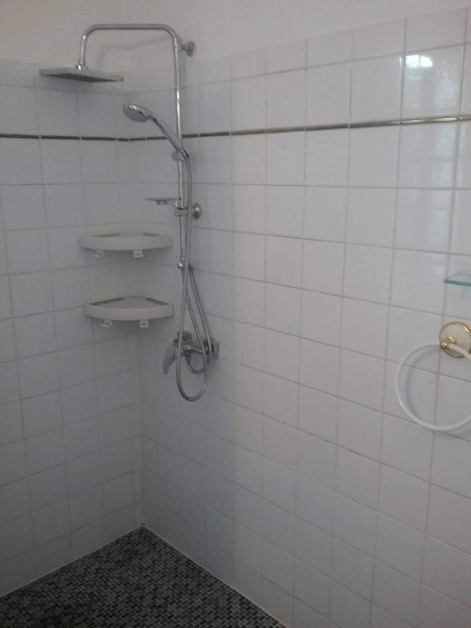 La Roseraie Aytre Bagian luar foto