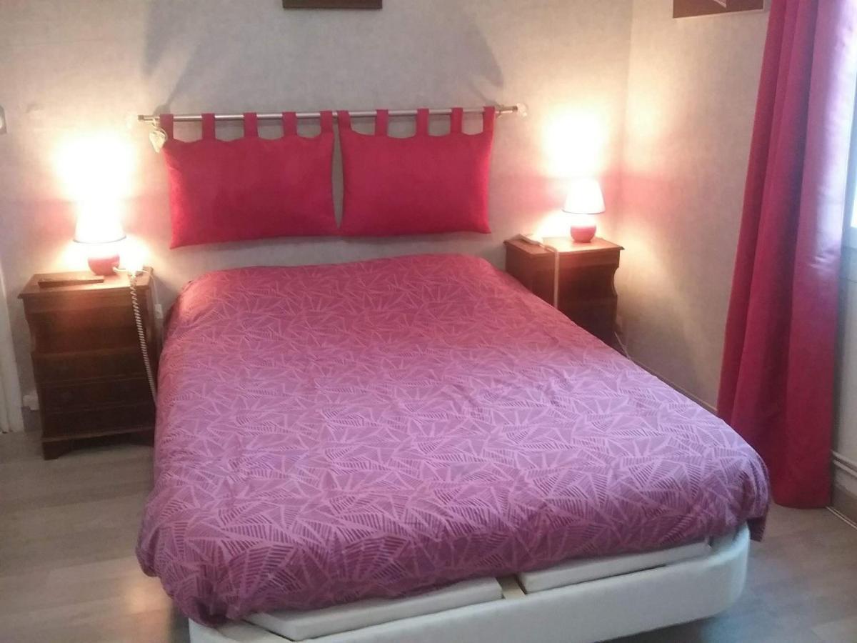 La Roseraie Aytre Bagian luar foto